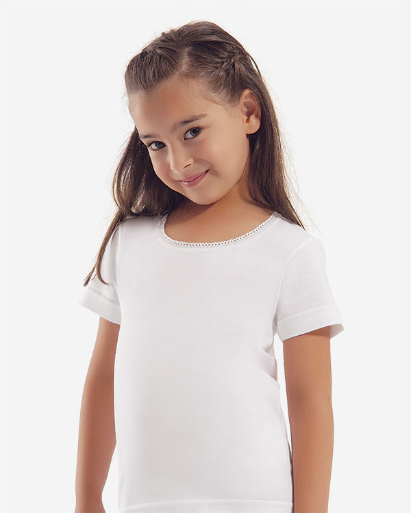 Picture of 4002- A -Half Sleeve Cotton Vests IN COTTON 2-14 YEARS